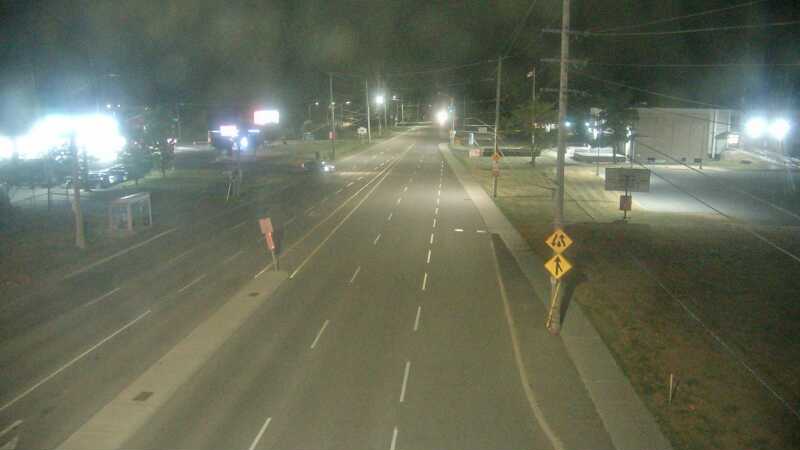 Traffic camera image at 2025-08-25 03:35:34