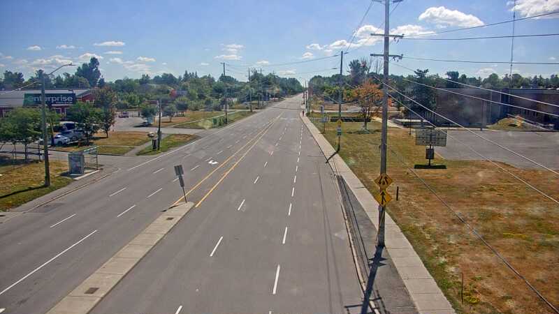 Traffic camera image at 2025-08-31 16:40:36