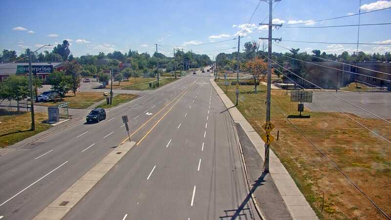 Traffic camera image at 2025-08-31 17:00:36