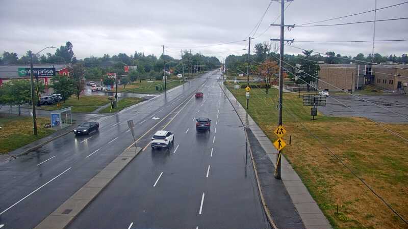 Traffic camera image at 2025-09-04 20:40:42