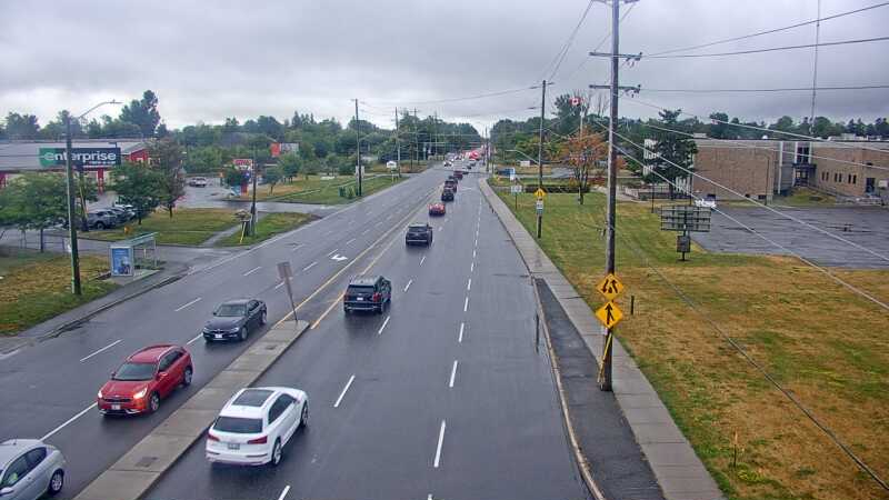 Traffic camera image at 2025-09-04 21:15:40