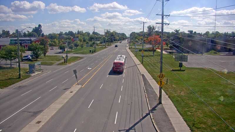 Traffic camera image at 2025-09-14 17:15:41