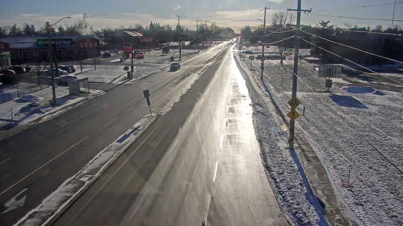 Traffic camera image at 2024-12-21 15:25:53