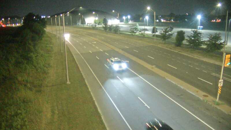 Traffic camera image at 2025-08-04 01:40:35