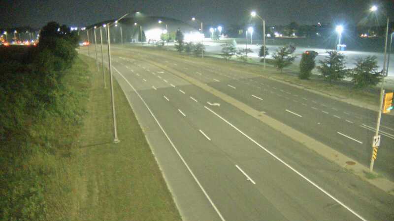 Traffic camera image at 2025-08-04 02:00:31