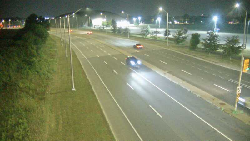 Traffic camera image at 2025-08-04 02:10:35