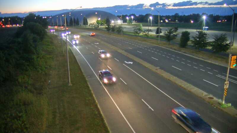 Traffic camera image at 2025-08-25 00:25:41