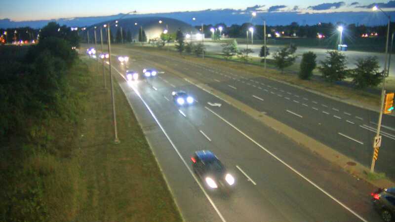 Traffic camera image at 2025-08-25 00:30:35