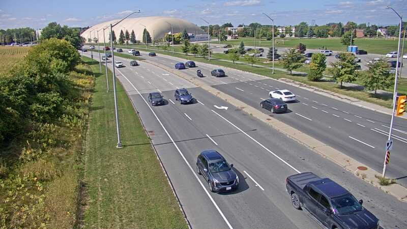 Traffic camera image at 2025-09-14 17:20:37