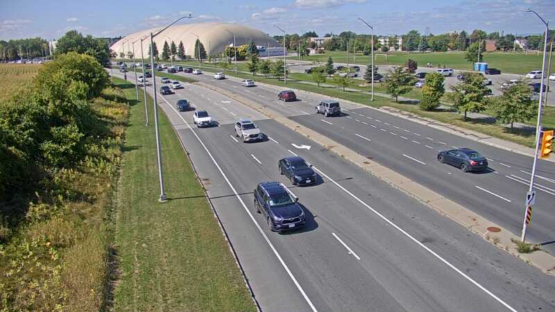 Traffic camera image at 2025-09-14 17:25:36