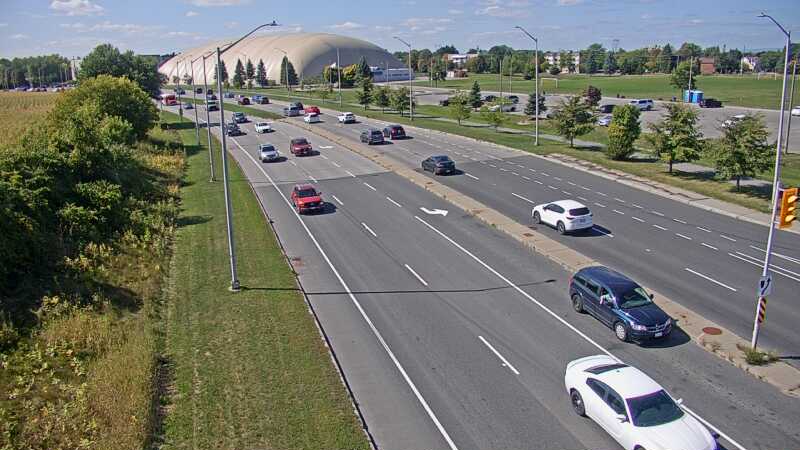 Traffic camera image at 2025-09-14 18:20:38