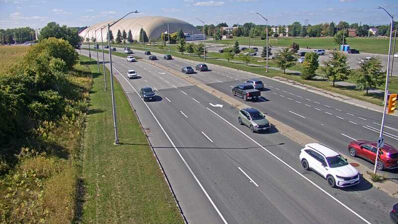 Traffic camera image at 2025-09-14 18:35:37
