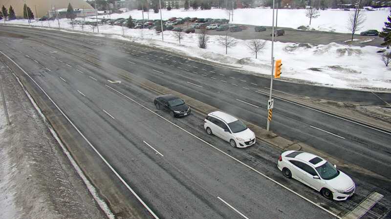 Traffic camera image at 2025-03-09 14:00:46