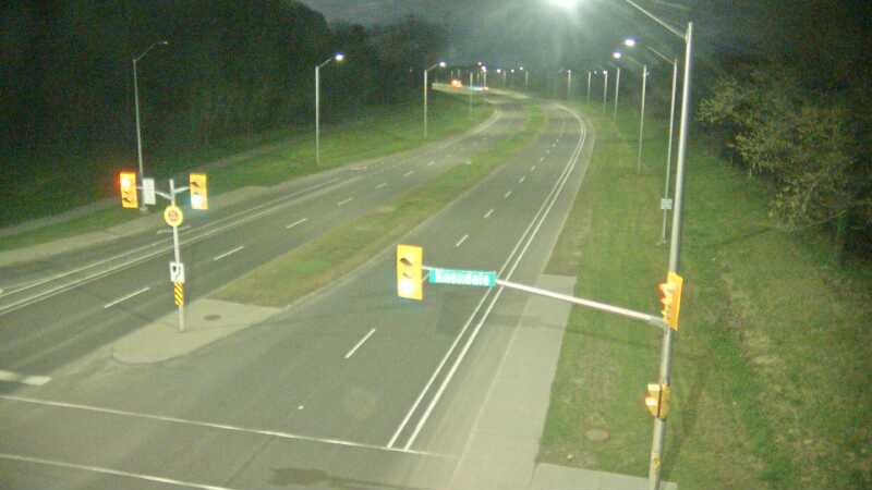 Traffic camera image at 2025-05-09 06:15:31