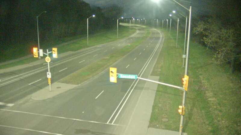 Traffic camera image at 2025-05-09 06:30:27
