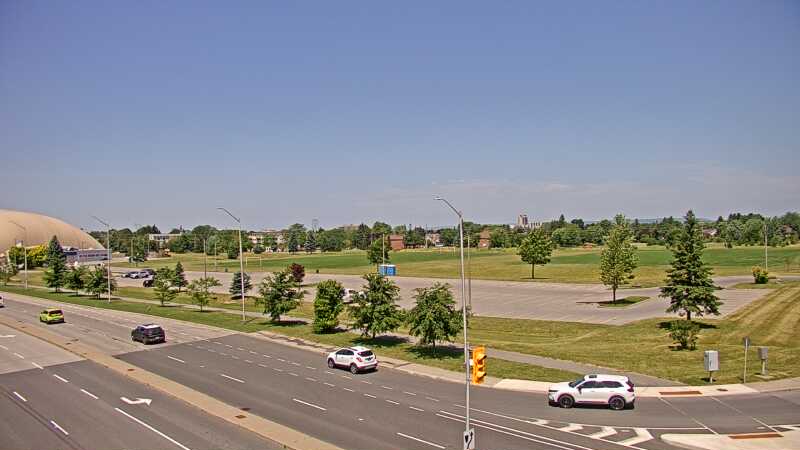 Traffic camera image at 2025-06-30 16:15:37