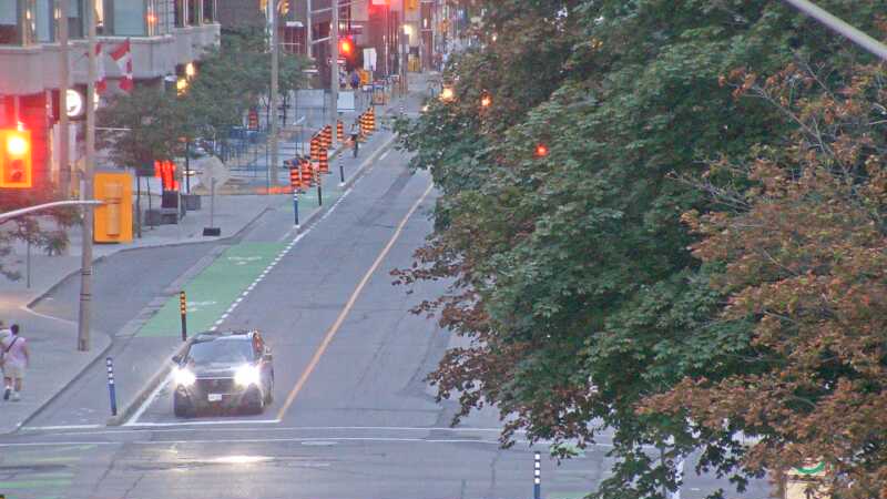 Traffic camera image at 2025-08-25 00:00:39