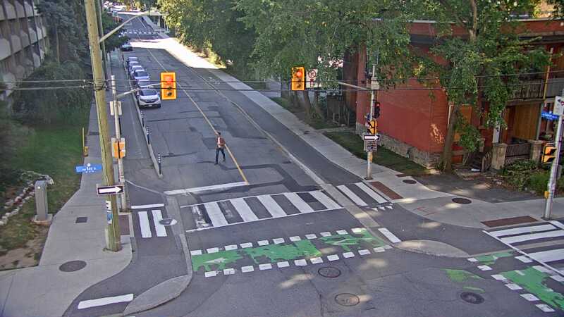 Traffic camera image at 2025-09-14 17:20:37