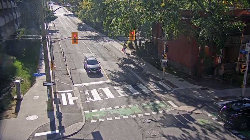 Traffic camera image at 2025-09-16 20:05:37