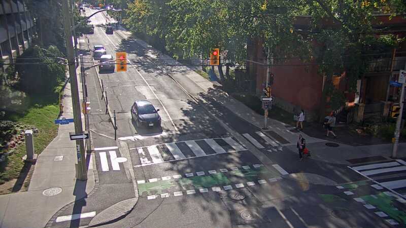 Traffic camera image at 2025-09-16 20:35:41