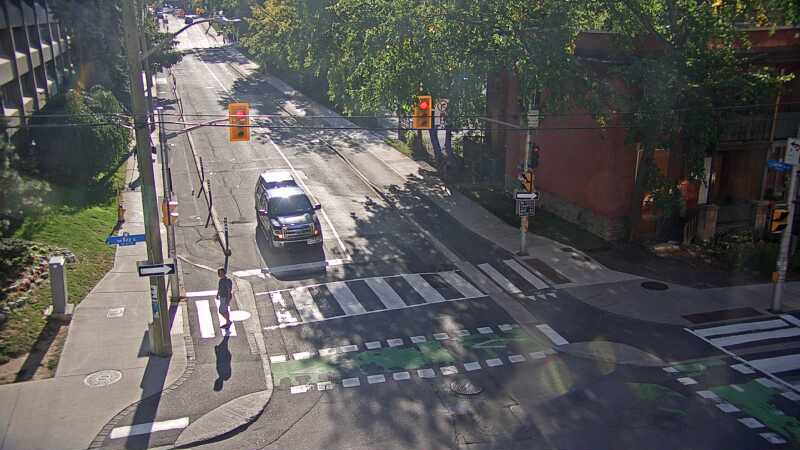 Traffic camera image at 2025-09-16 20:45:42