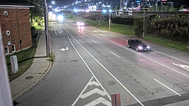Traffic camera image at 2025-09-16 00:25:37