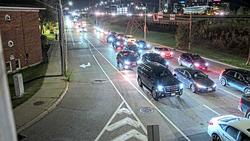 Traffic camera image at 2025-09-16 00:35:37
