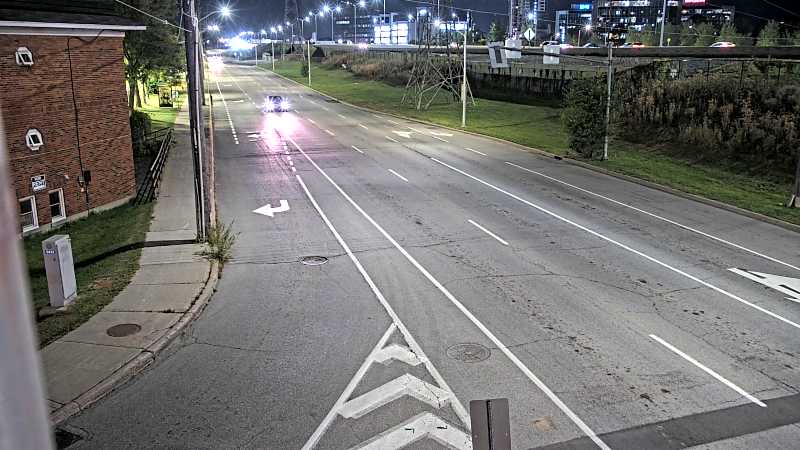 Traffic camera image at 2025-09-16 01:05:35