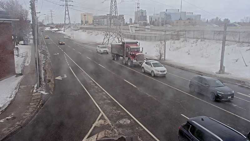 Traffic camera image at 2025-03-09 13:40:51