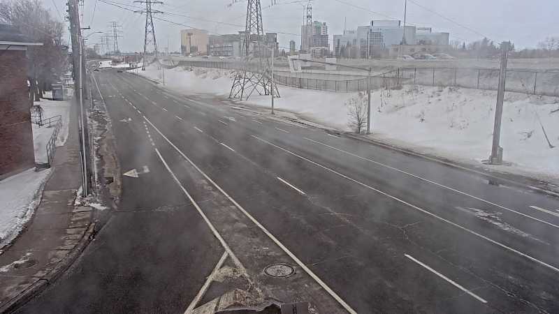 Traffic camera image at 2025-03-09 14:00:47