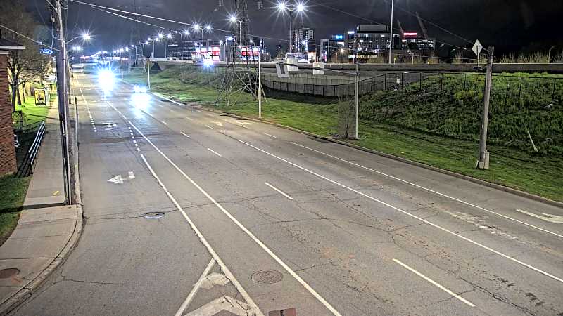 Traffic camera image at 2025-05-09 07:30:28