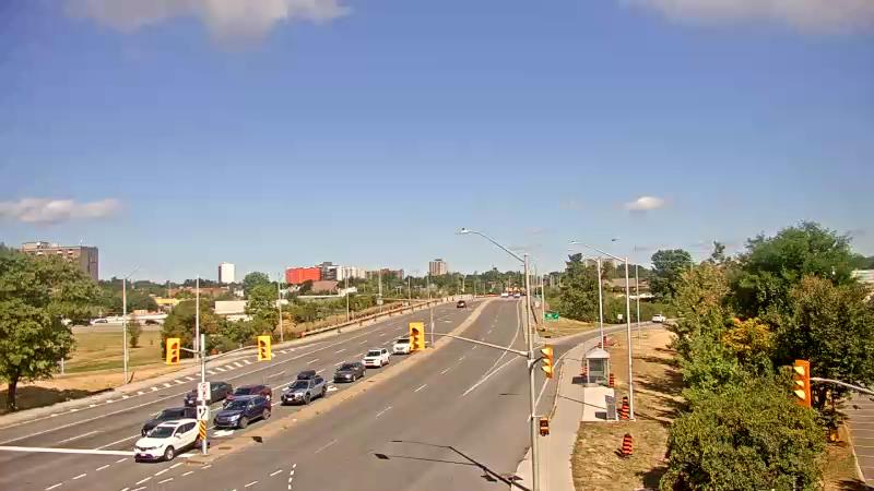 Traffic camera image at 2025-08-24 14:50:33
