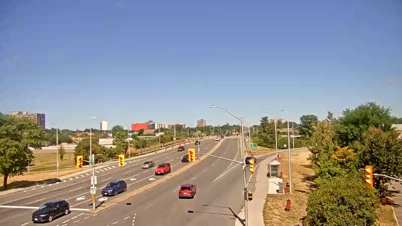 Traffic camera image at 2025-08-24 15:35:39