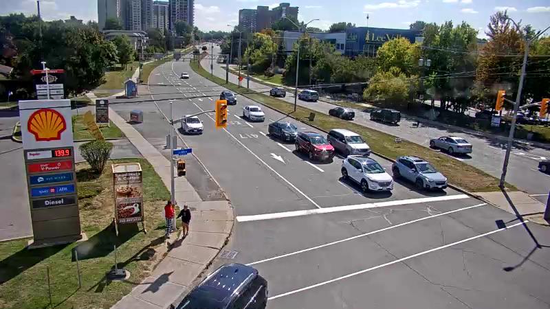 Traffic camera image at 2025-09-14 18:10:40
