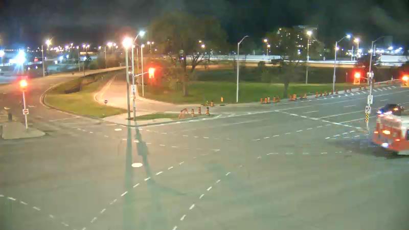 Traffic camera image at 2025-05-09 07:00:33
