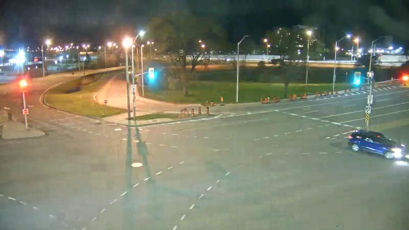 Traffic camera image at 2025-05-09 07:30:28
