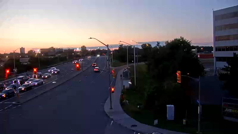 Traffic camera image at 2025-07-04 01:10:35