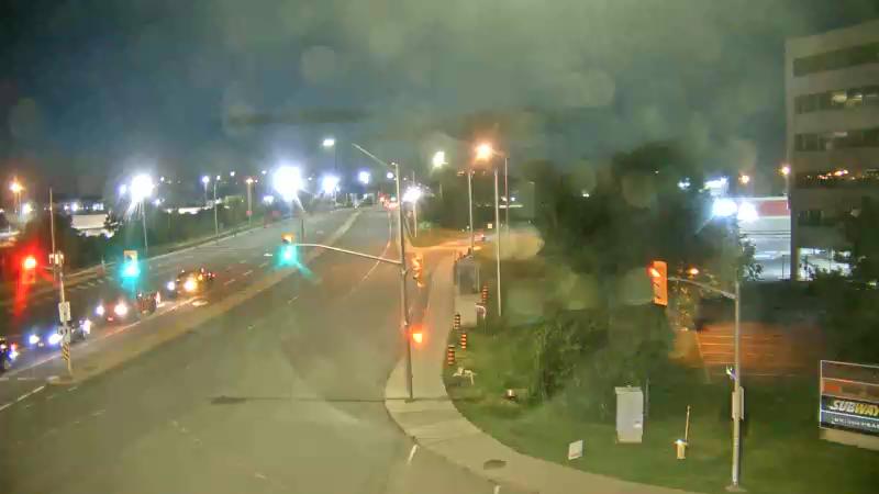Traffic camera image at 2025-07-04 02:10:44