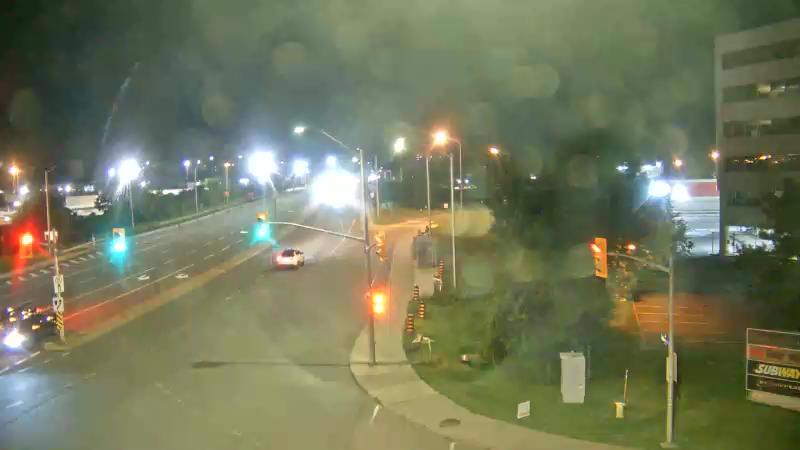 Traffic camera image at 2025-07-04 02:37:19