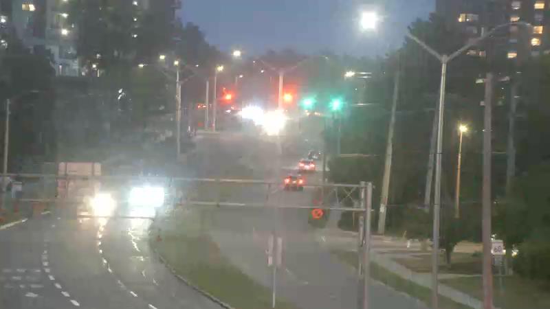 Traffic camera image at 2025-07-31 01:00:39