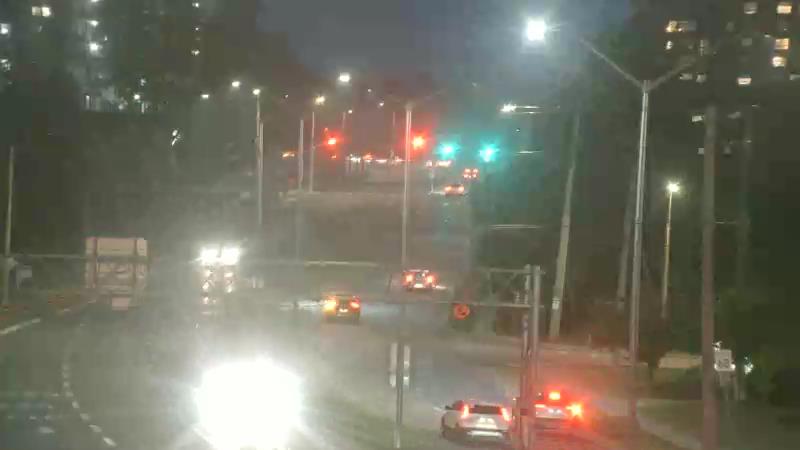 Traffic camera image at 2025-07-31 01:10:38
