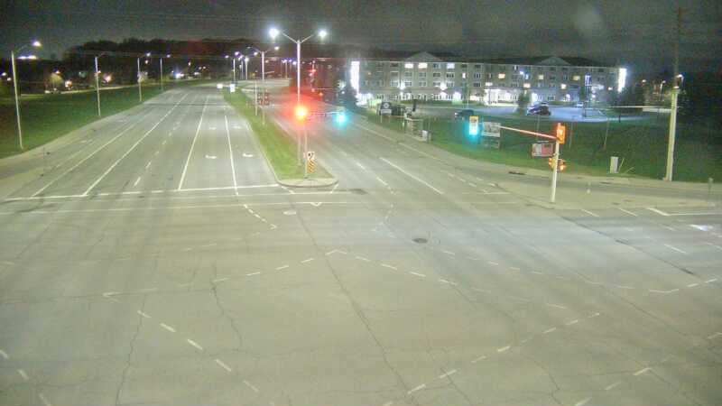 Traffic camera image at 2025-05-09 06:20:33