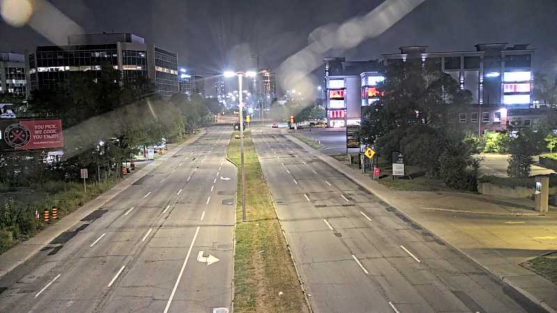 Traffic camera image at 2025-08-04 01:30:34