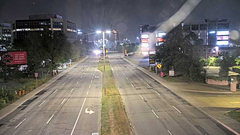 Traffic camera image at 2025-08-04 01:55:41