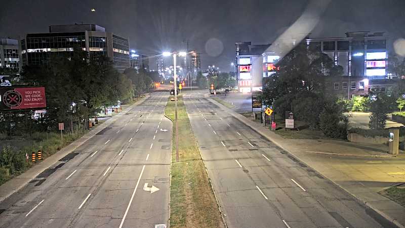 Traffic camera image at 2025-08-04 02:00:31