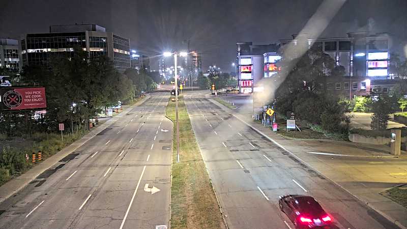 Traffic camera image at 2025-08-04 02:30:35
