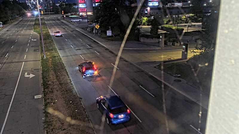 Traffic camera image at 2025-08-25 00:30:36