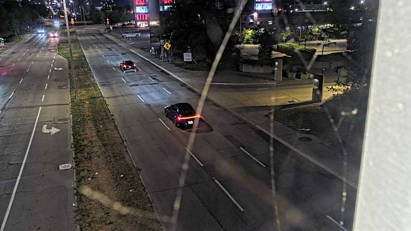 Traffic camera image at 2025-08-25 00:40:37