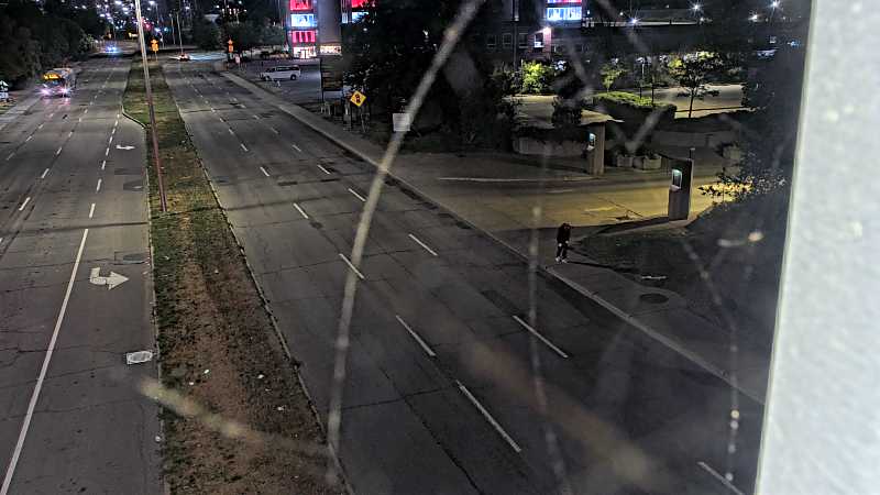 Traffic camera image at 2025-08-25 03:20:36