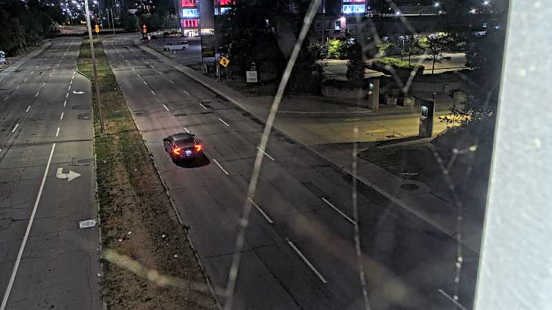 Traffic camera image at 2025-08-25 04:10:37